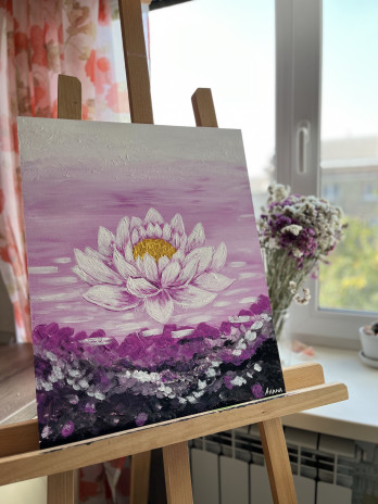 Painting акрилом Лотос: Расцвет в Гармонии и Свете
